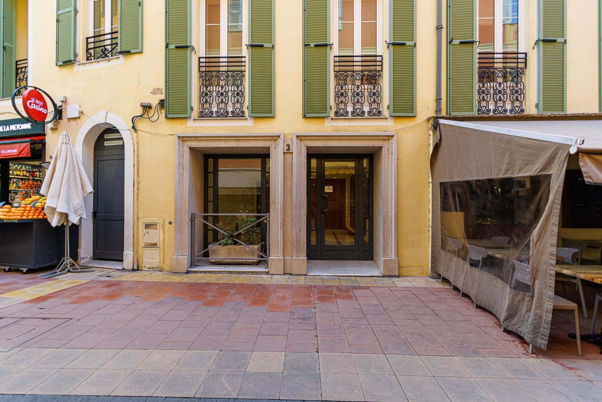 Rose 2-clim-centre-plage Apartment *